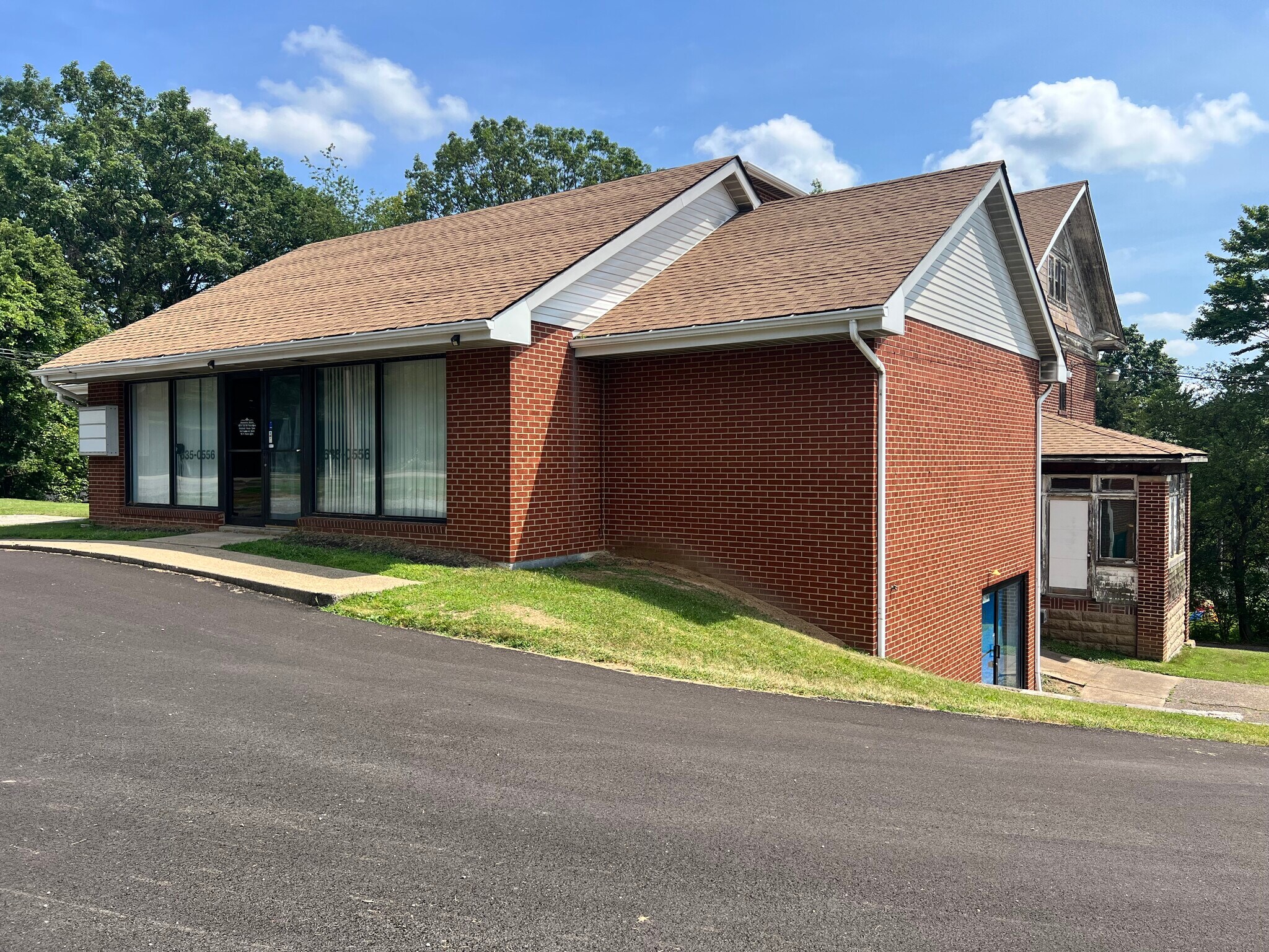 8200 Perry Hwy, Pittsburgh, PA for Sale