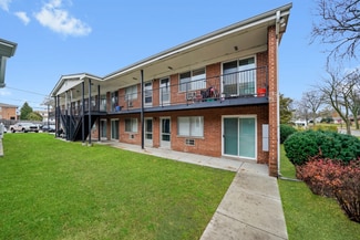 315-3319 N Princeton Ave