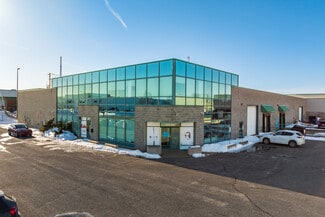 Montréal, QC Warehouse - 9081-9101 Rue du Parcours