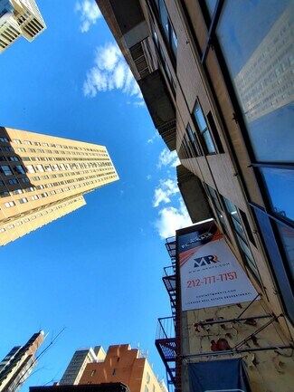 New York, NY Storefront Retail/Residential - 182 Lexington Ave
