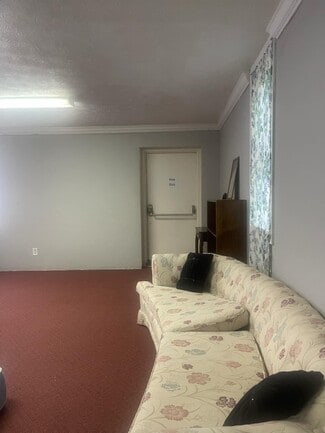 Ellenwood, GA Churches - 3060 Bouldercrest Rd
