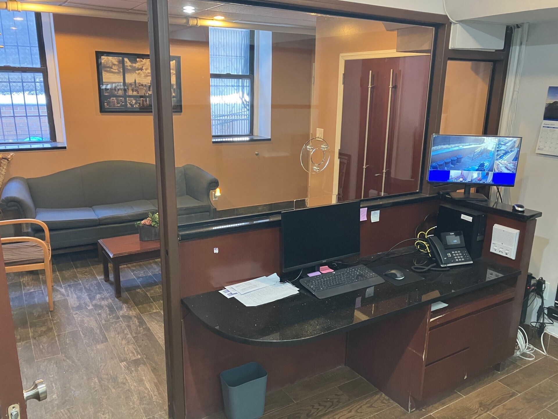 2430 Tratman Ave, Bronx, NY for Rent