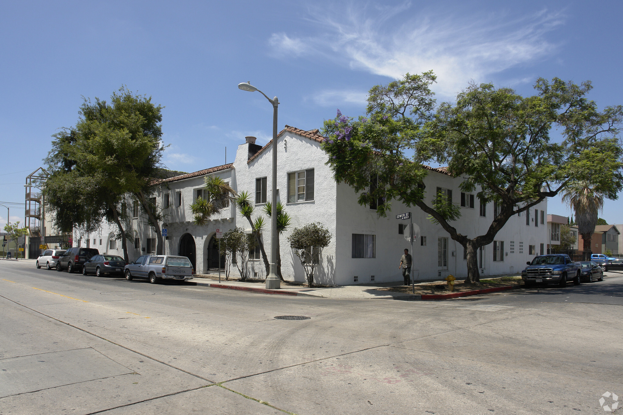 823 Gower St, Los Angeles, CA for Sale