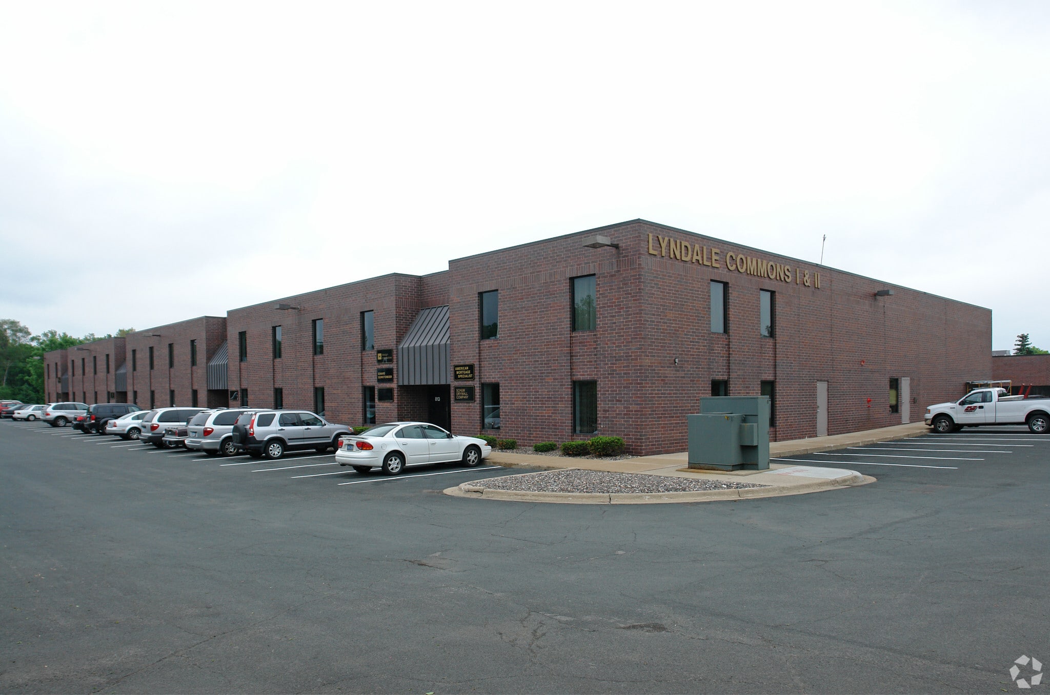 801-815 W 106th St, Bloomington, MN for Sale
