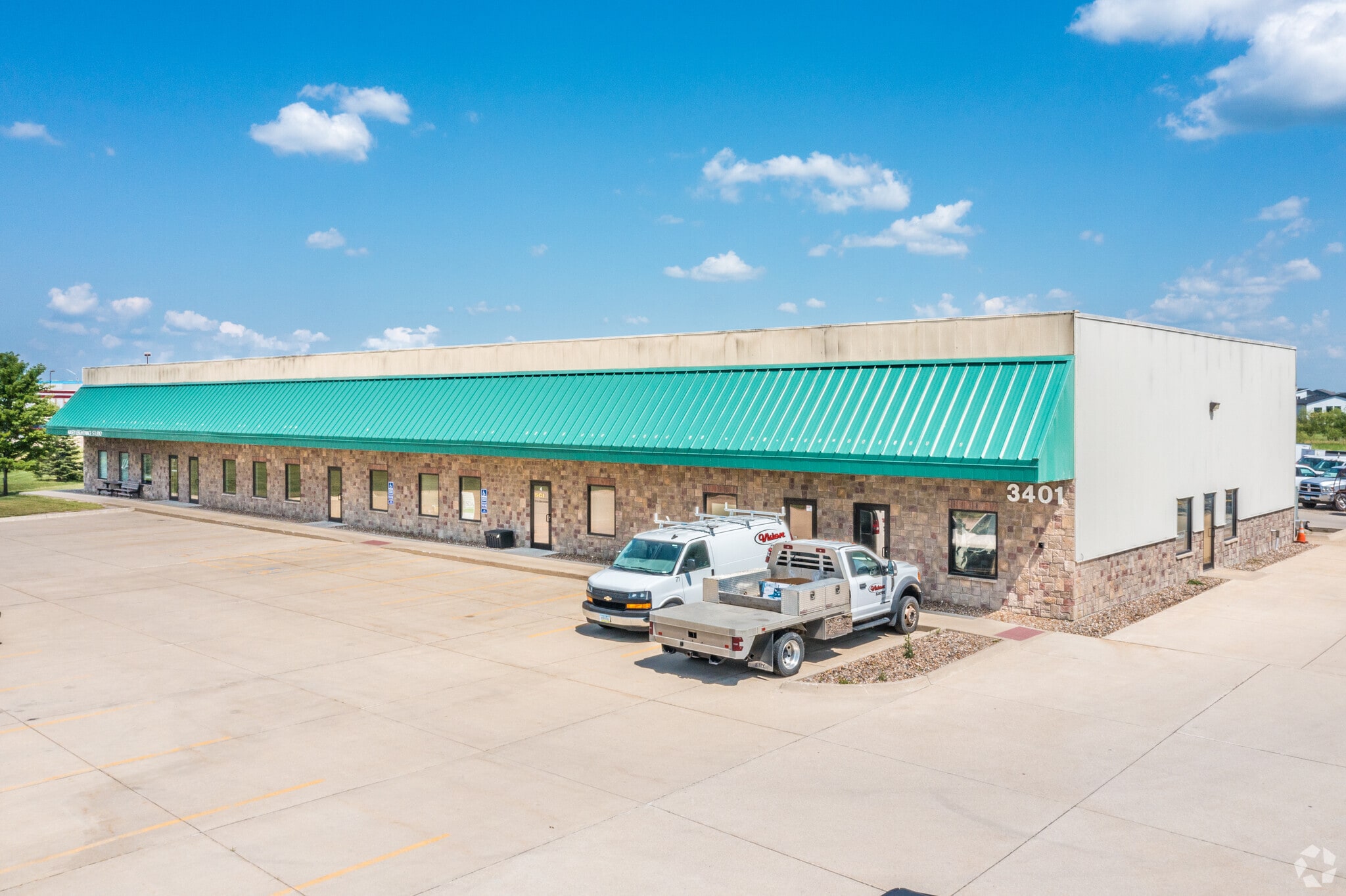 3401 Henry St SW, Bondurant, IA for Rent