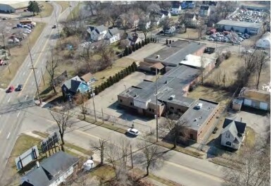 1206 E Crosstown Pky, Kalamazoo, MI for Rent