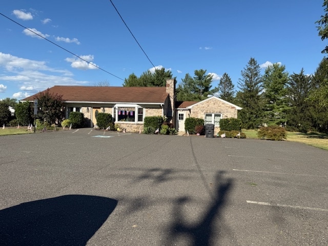 384 N Lewis Rd, Royersford, PA for Rent