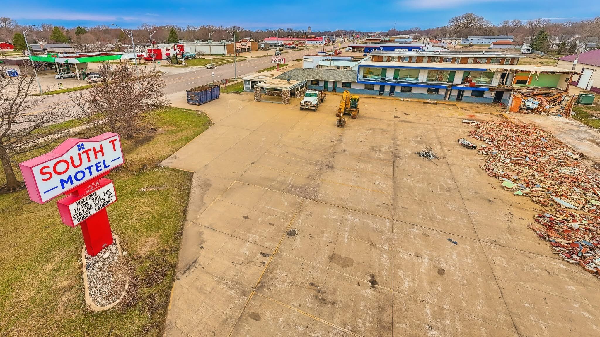 1004 S Grand Ave, Spencer, IA for Sale