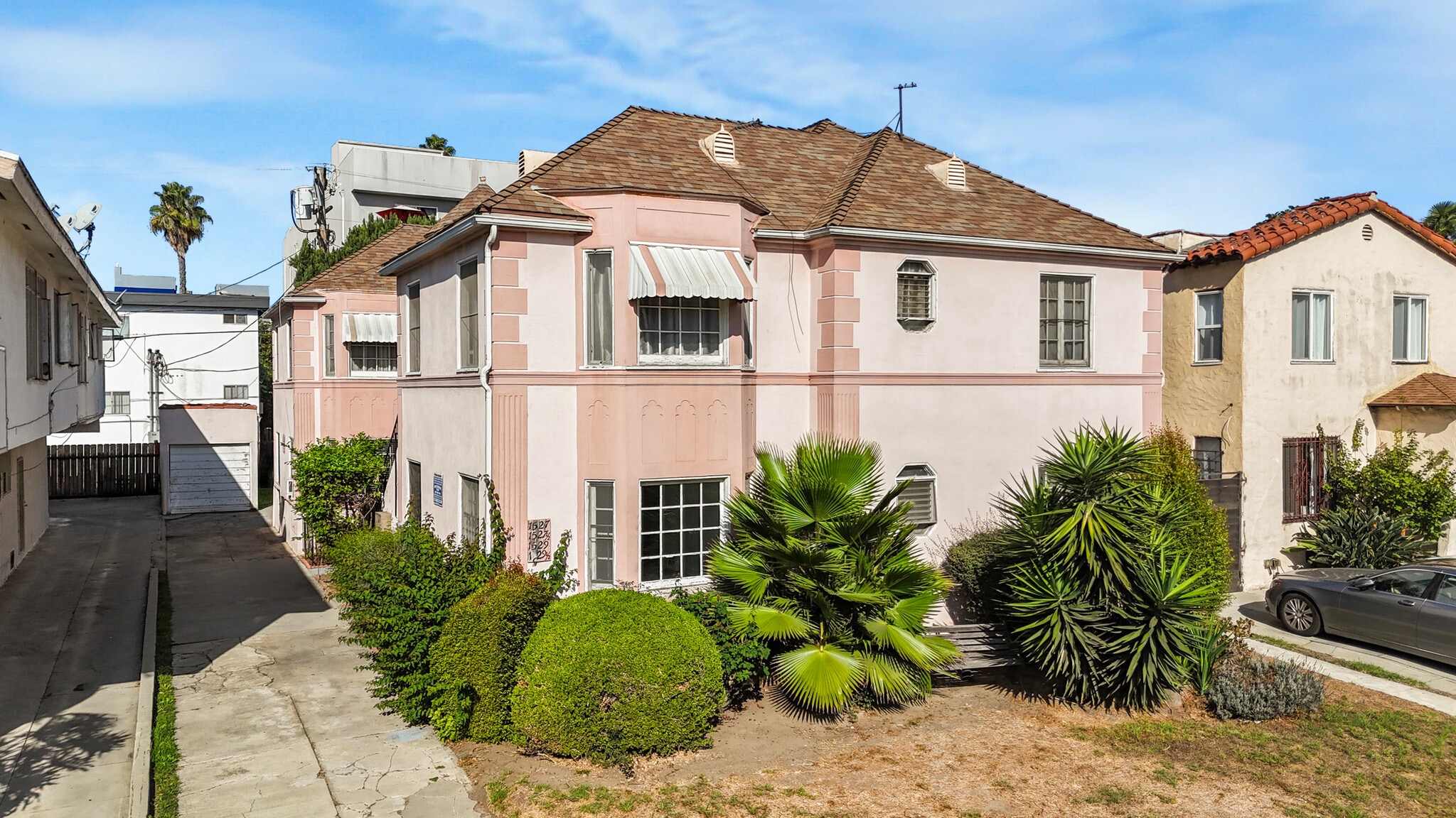 1527 S Bedford St, Los Angeles, CA for Sale