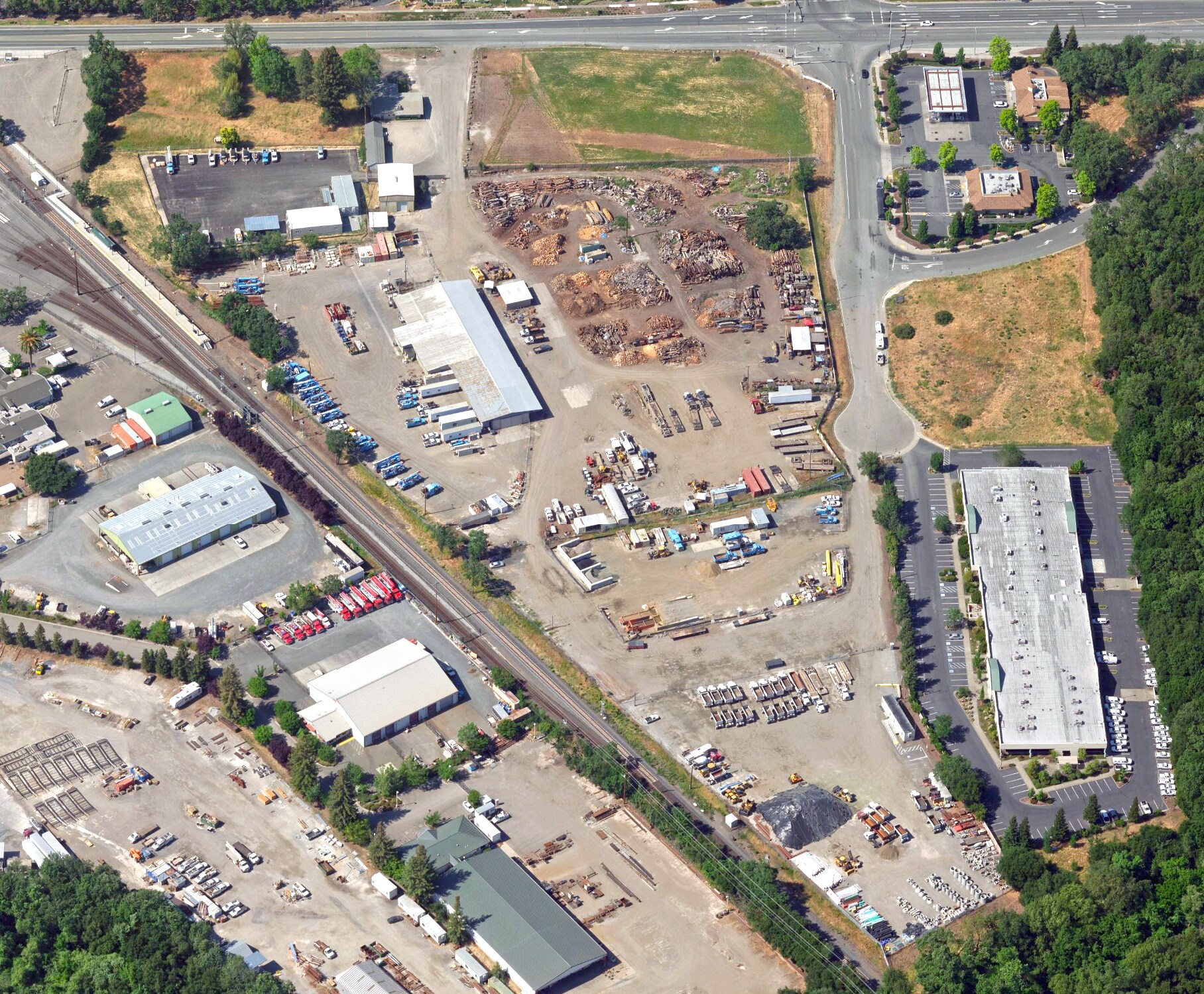 1070 Airport Rd, Santa Rosa, CA for Rent