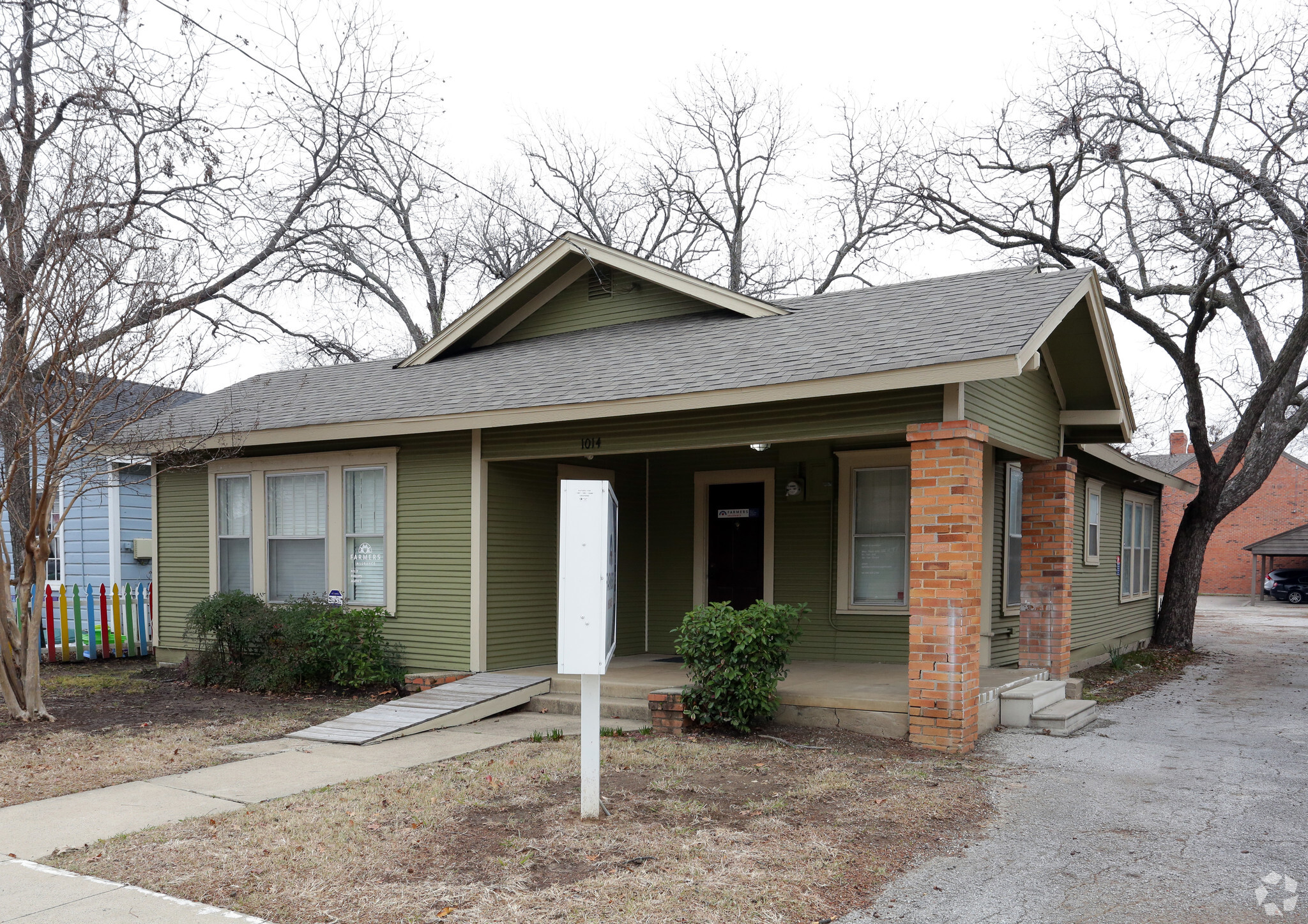 1014 N Elm St, Denton, TX for Rent