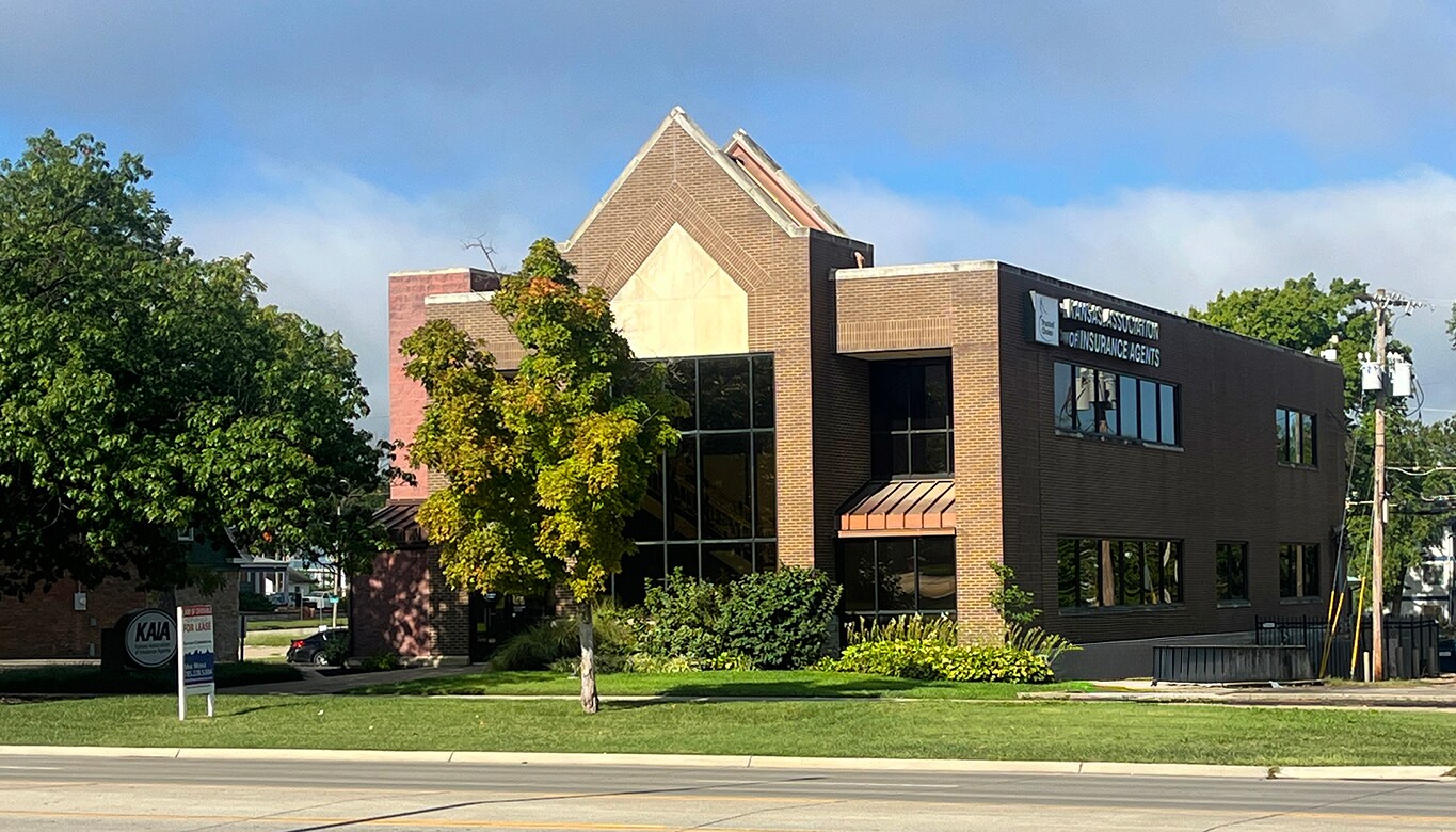 815 SW Topeka Blvd, Topeka, KS for Sale