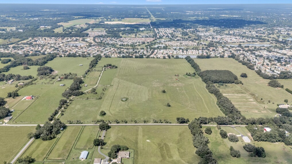 7491 SE 180th St, Oxford, FL for Sale