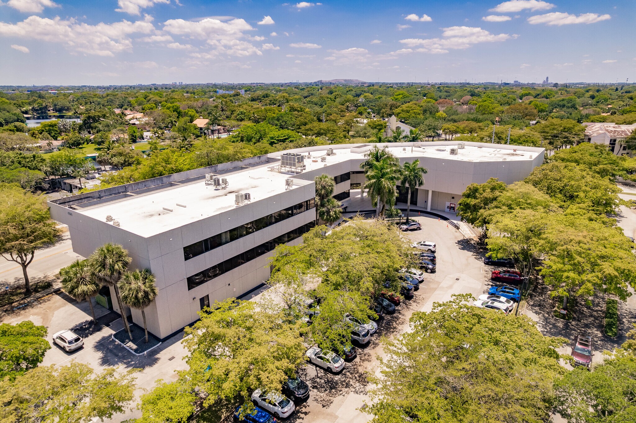6625 Miami Lakes Dr, Miami Lakes, FL for Rent