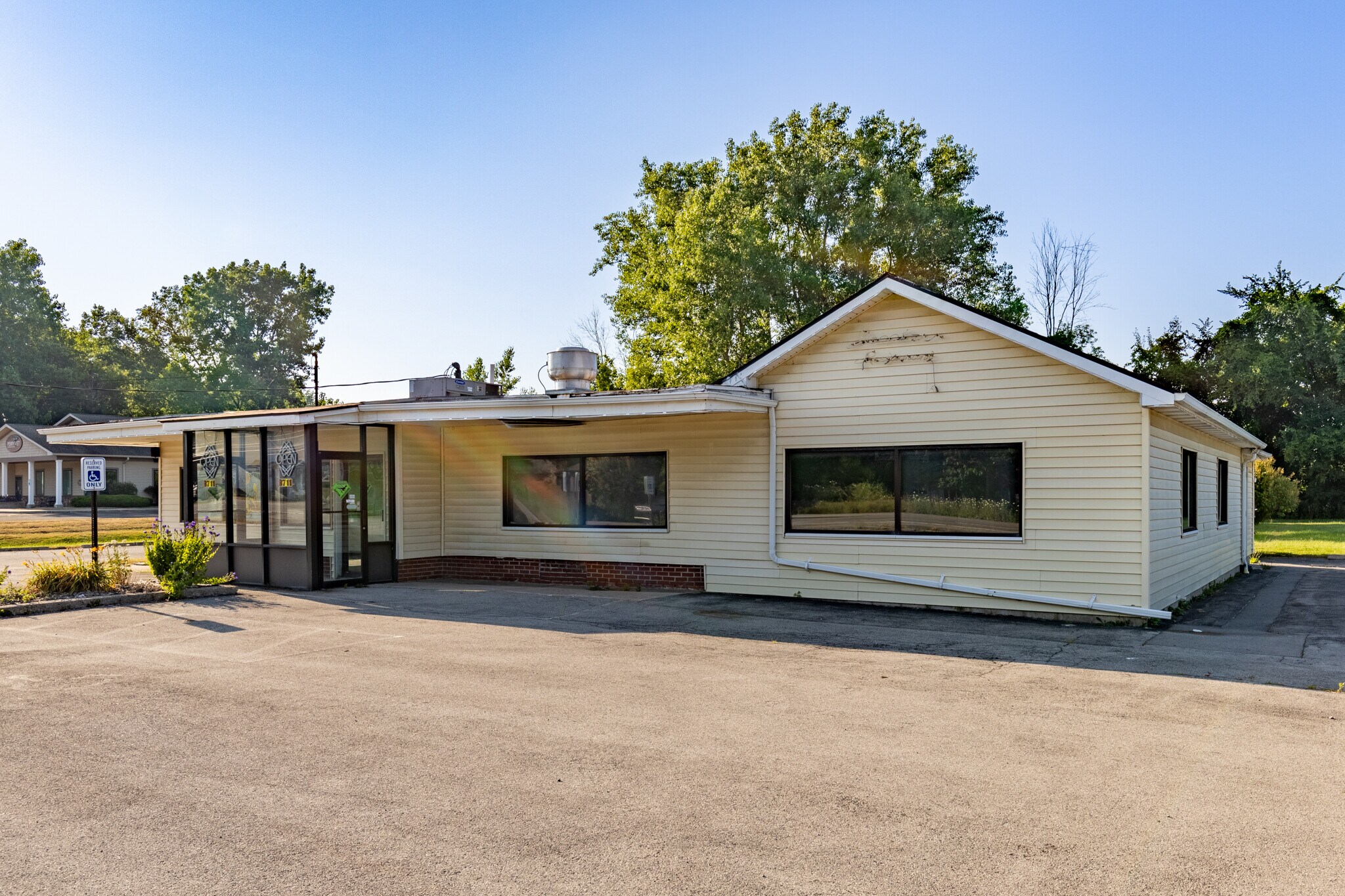 3711 W Main Street Rd, Batavia, NY for Sale