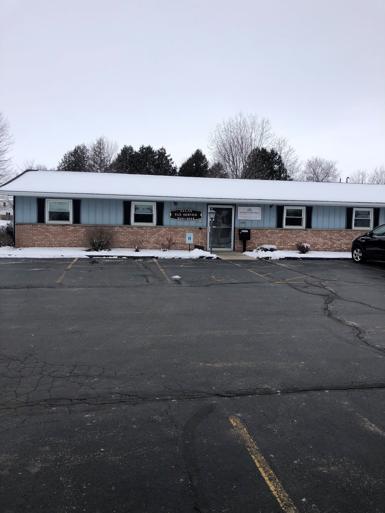 1051-1057 Fond Du Lac Rd, Kewaskum, WI for Rent