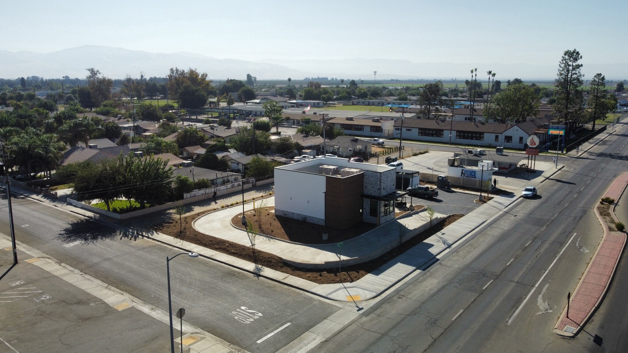 10601 California 184, Lamont, CA for Rent