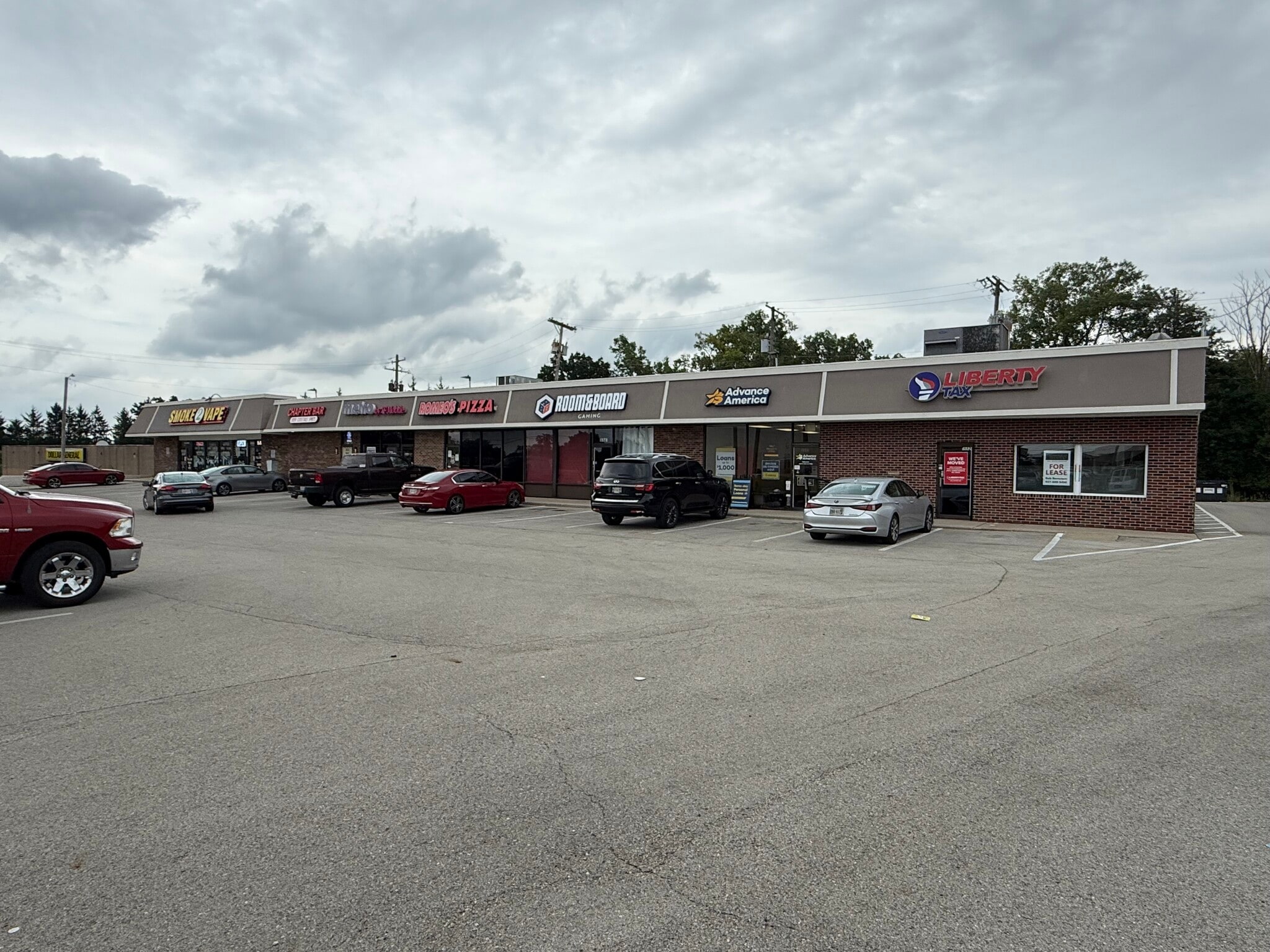1872-1882 S Maple Ave, Fairborn, OH for Rent