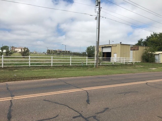 2905 1st St, Woodward, OK for Sale