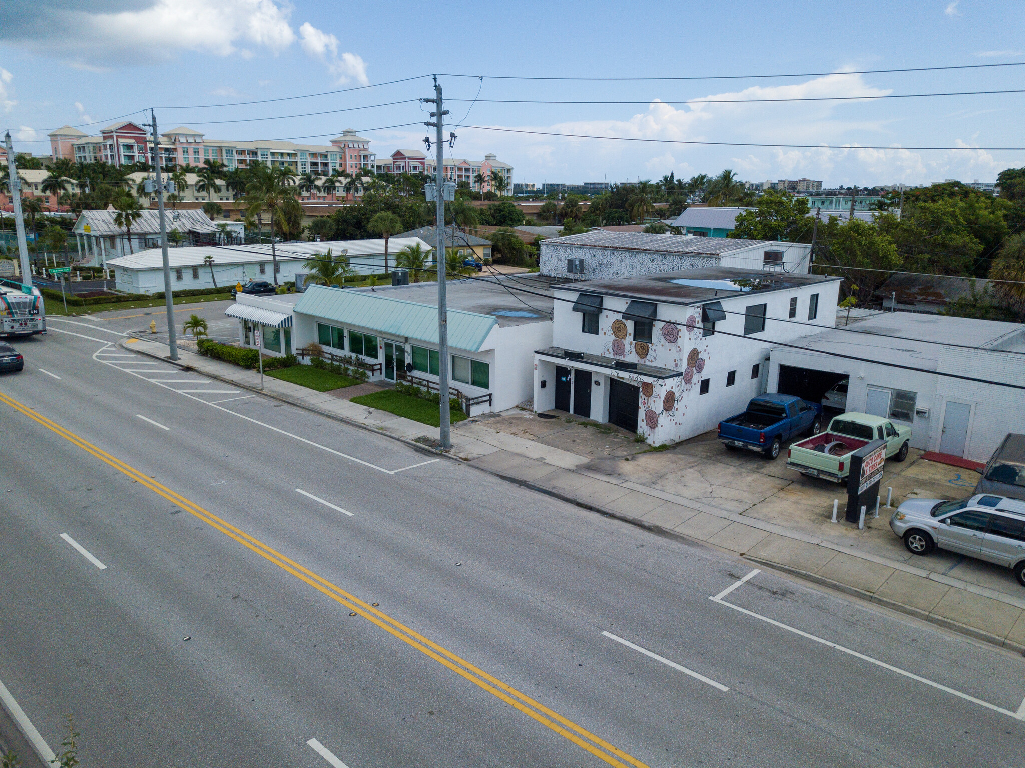 608 N Dixie Hwy, Lantana, FL for Sale