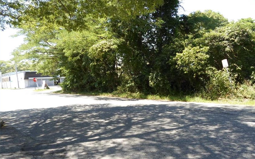 1590 Montauk Hwy, Mastic, NY for Sale