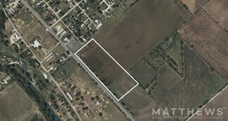 Martindale, TX Commercial - 601 NW River Rd