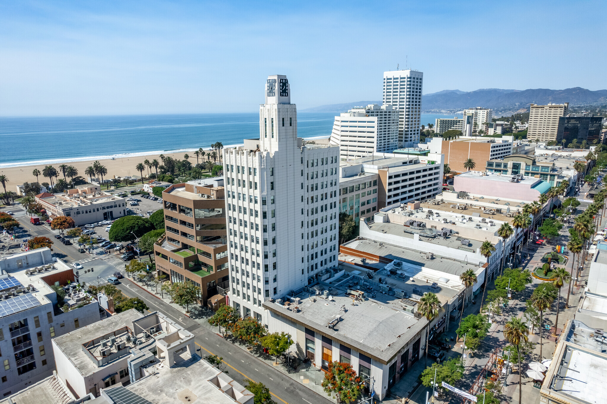 225 Santa Monica Blvd, Santa Monica, CA for Rent