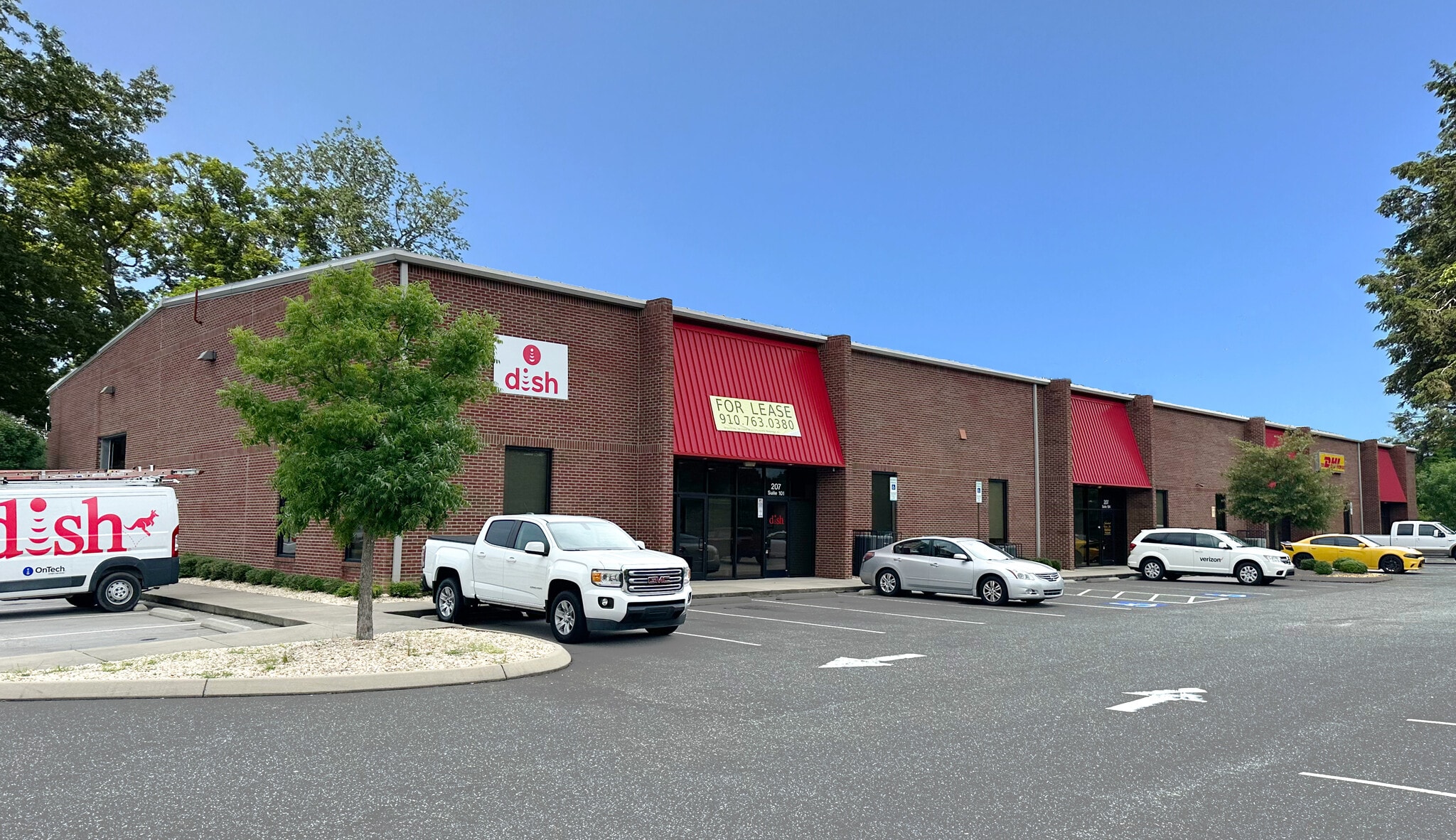 207 Airport Rd, Fayetteville, NC for Rent