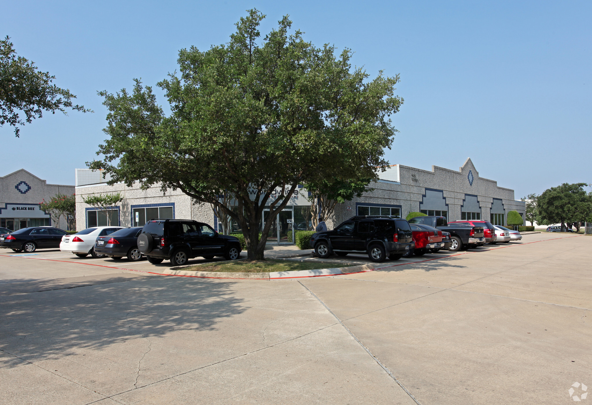 1421 Champion Dr, Carrollton, TX for Rent