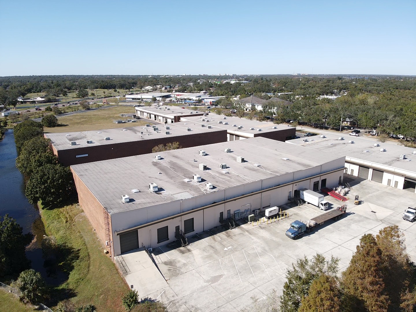 2335 Commerce Point Dr, Lakeland, FL for Rent