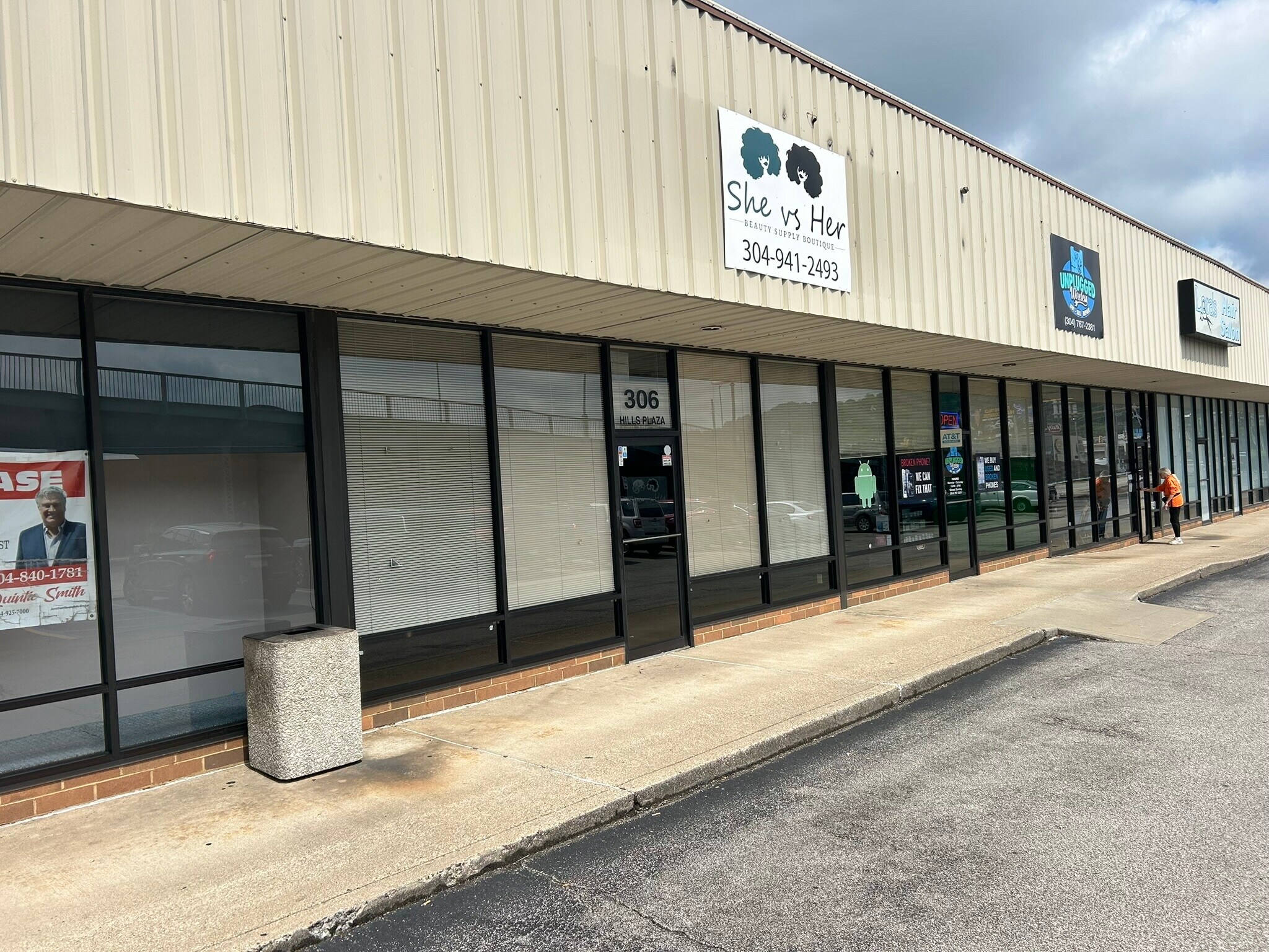 306 Patrick Street Plz, Charleston, WV for Rent
