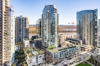 Portland, OR undefined - 3601 S River Pky