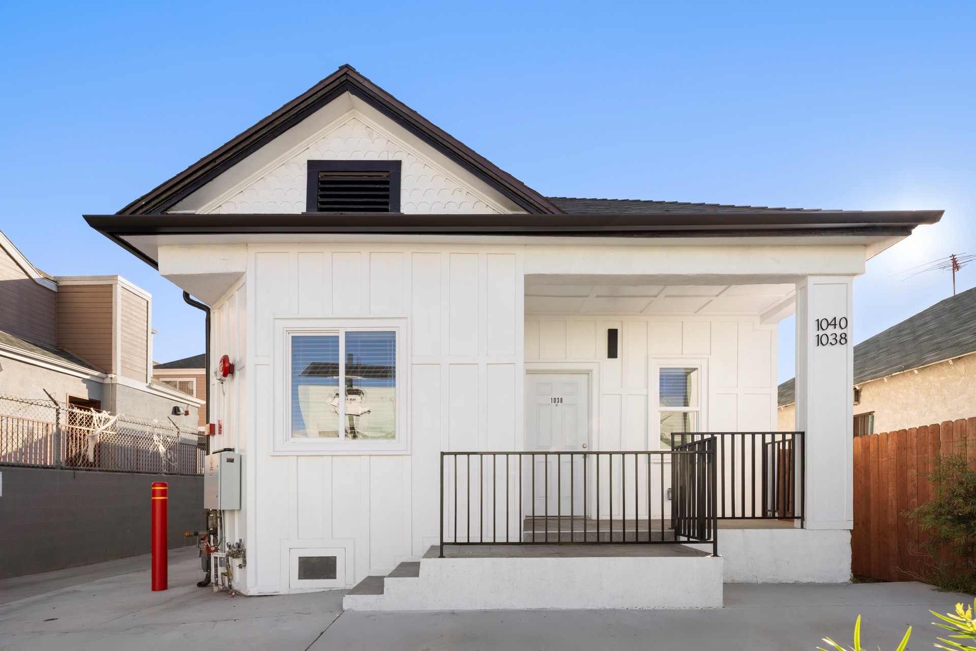 1038 E 53rd St, Los Angeles, CA for Sale