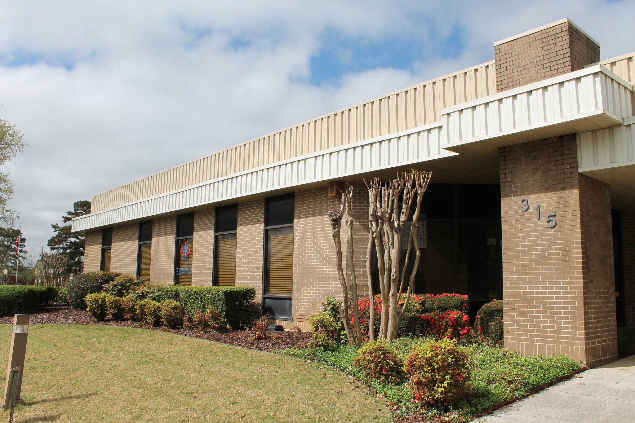 315 Wynn Dr NW, Huntsville, AL for Rent