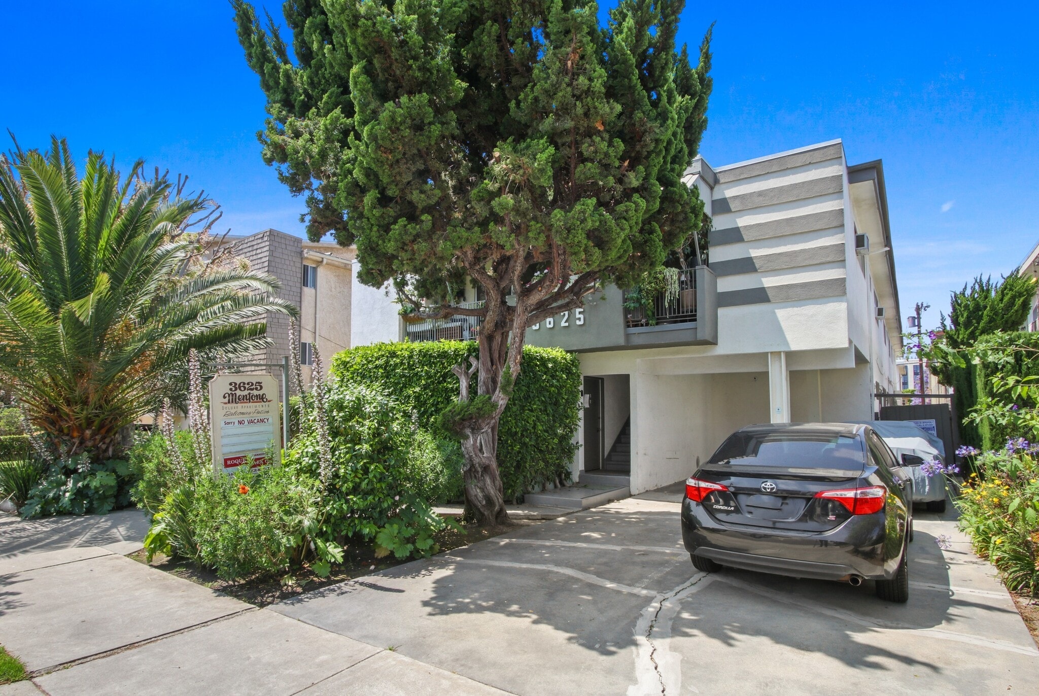 3625 Mentone Ave, Los Angeles, CA for Sale