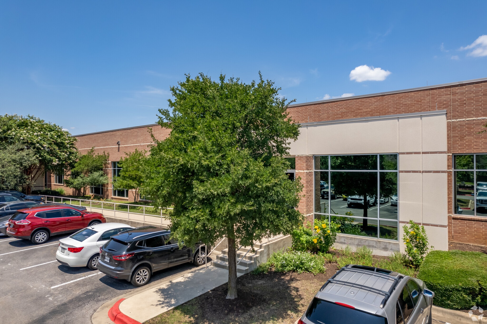 9401 Amberglen Blvd, Austin, TX for Rent