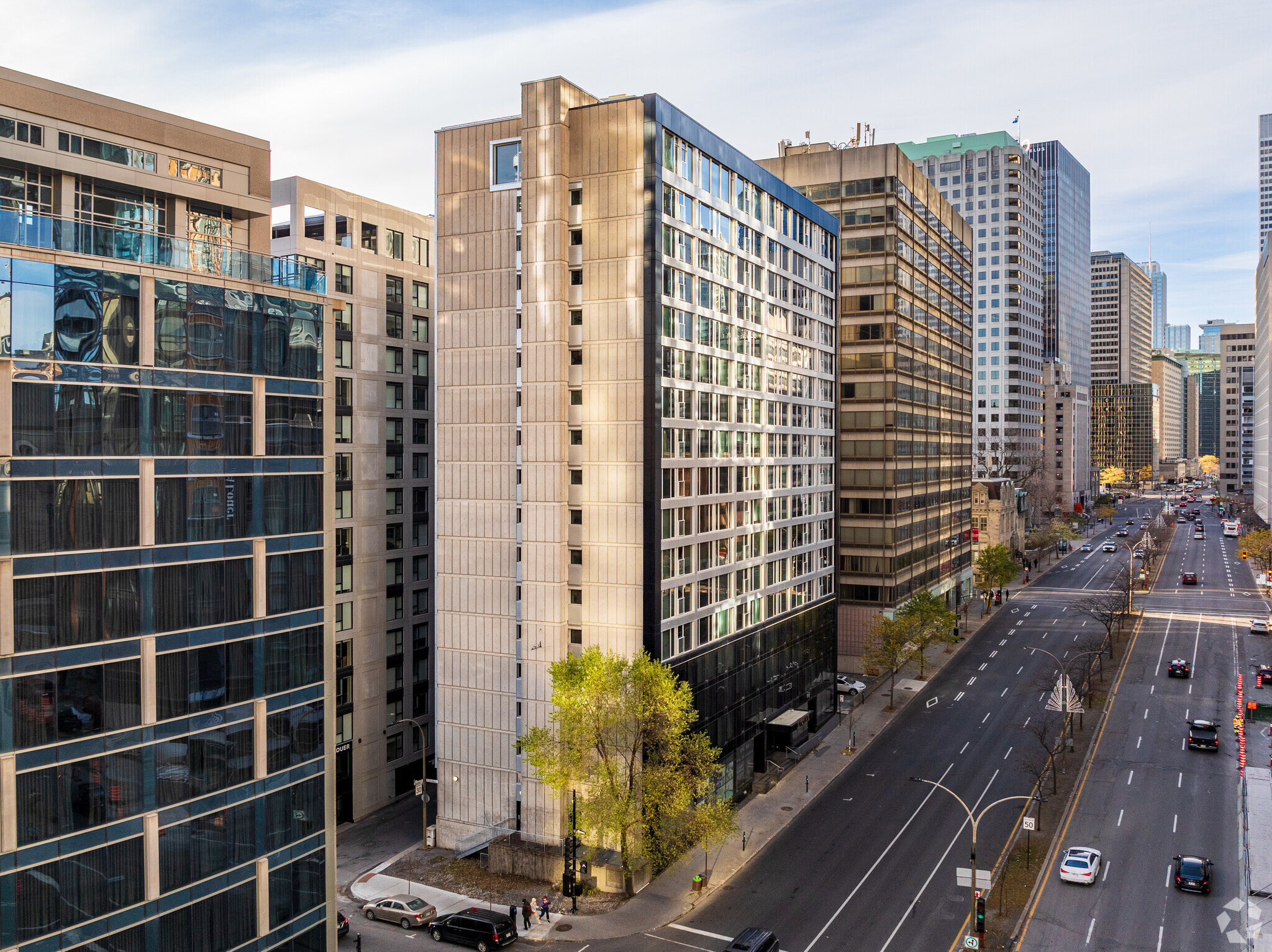 400 Boul René-Lévesque O, Montréal, QC for Rent