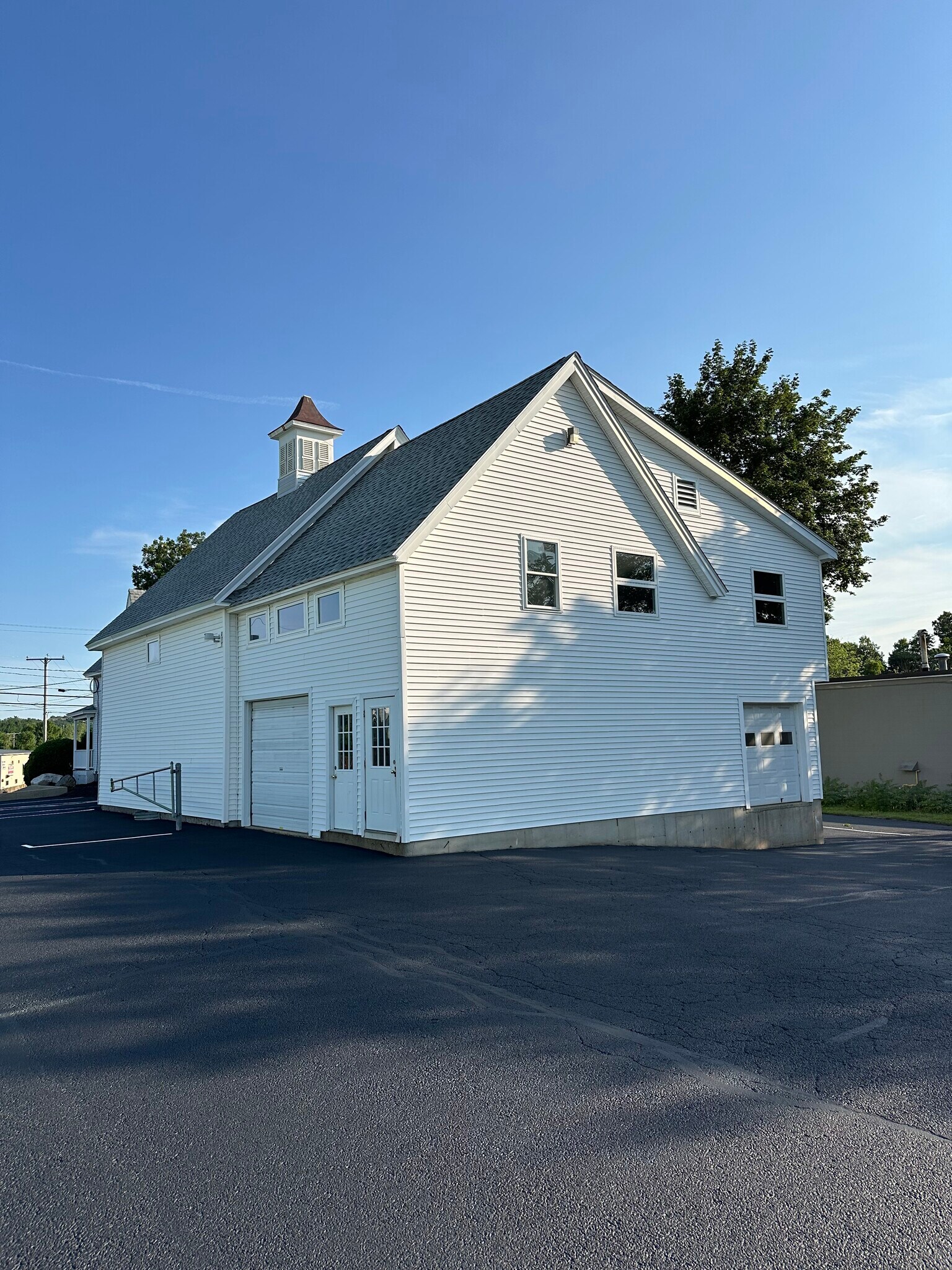 911 Candia Rd, Manchester, NH for Rent