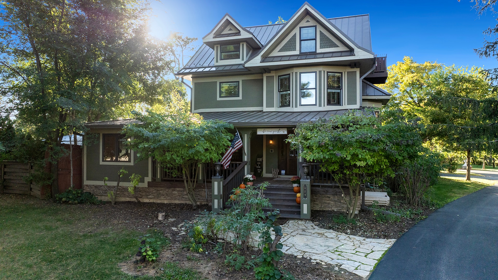 409 N State St, Franklin Grove, IL for Sale