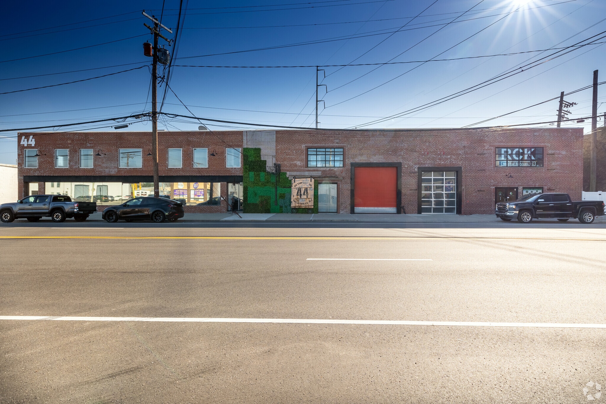 44 Bethpage Rd, Hicksville, NY for Rent