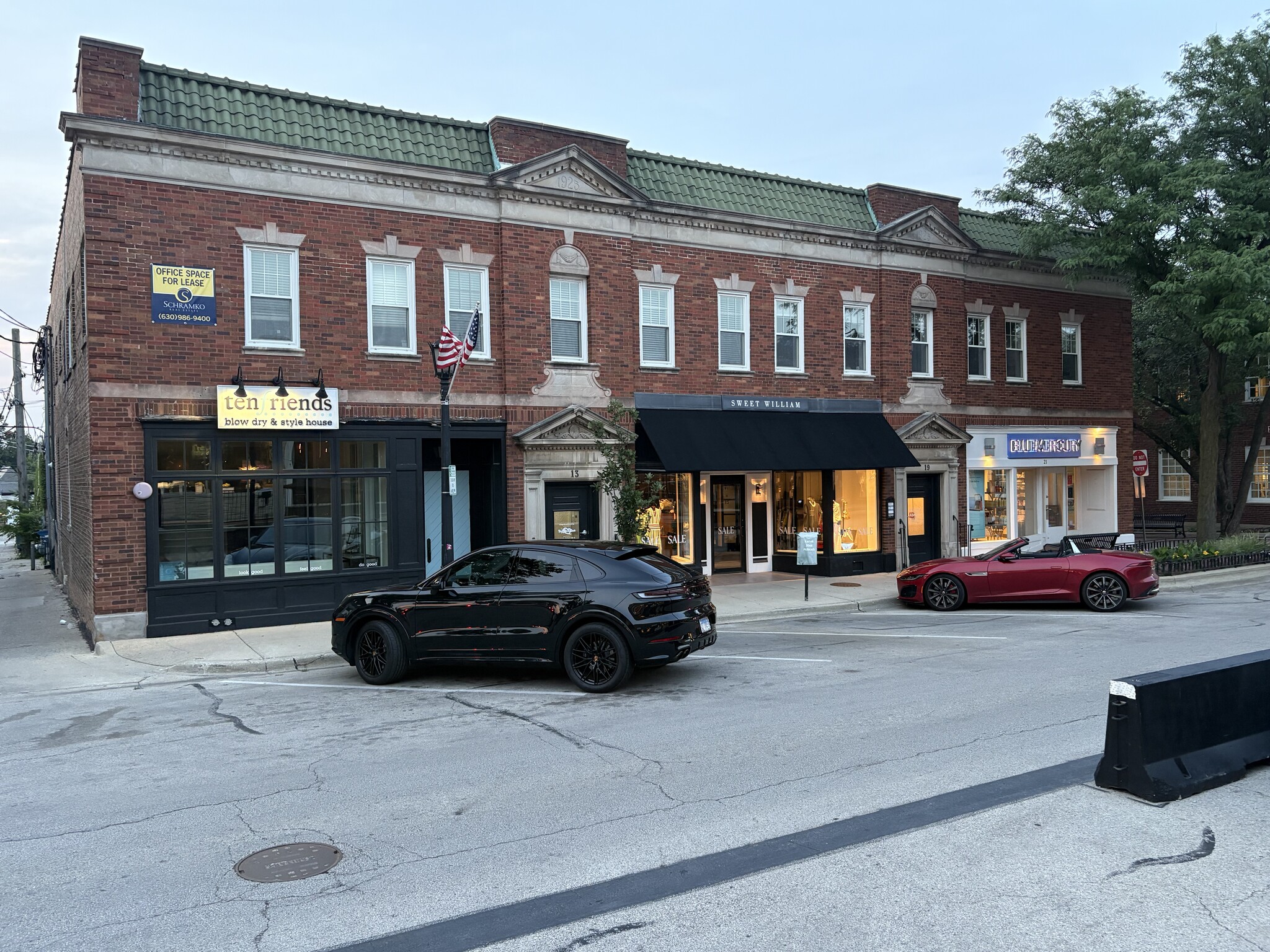 11-21 E 1st St, Hinsdale, IL for Rent