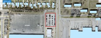 South Bend, IN Commercial - 605 N Hickory Rd