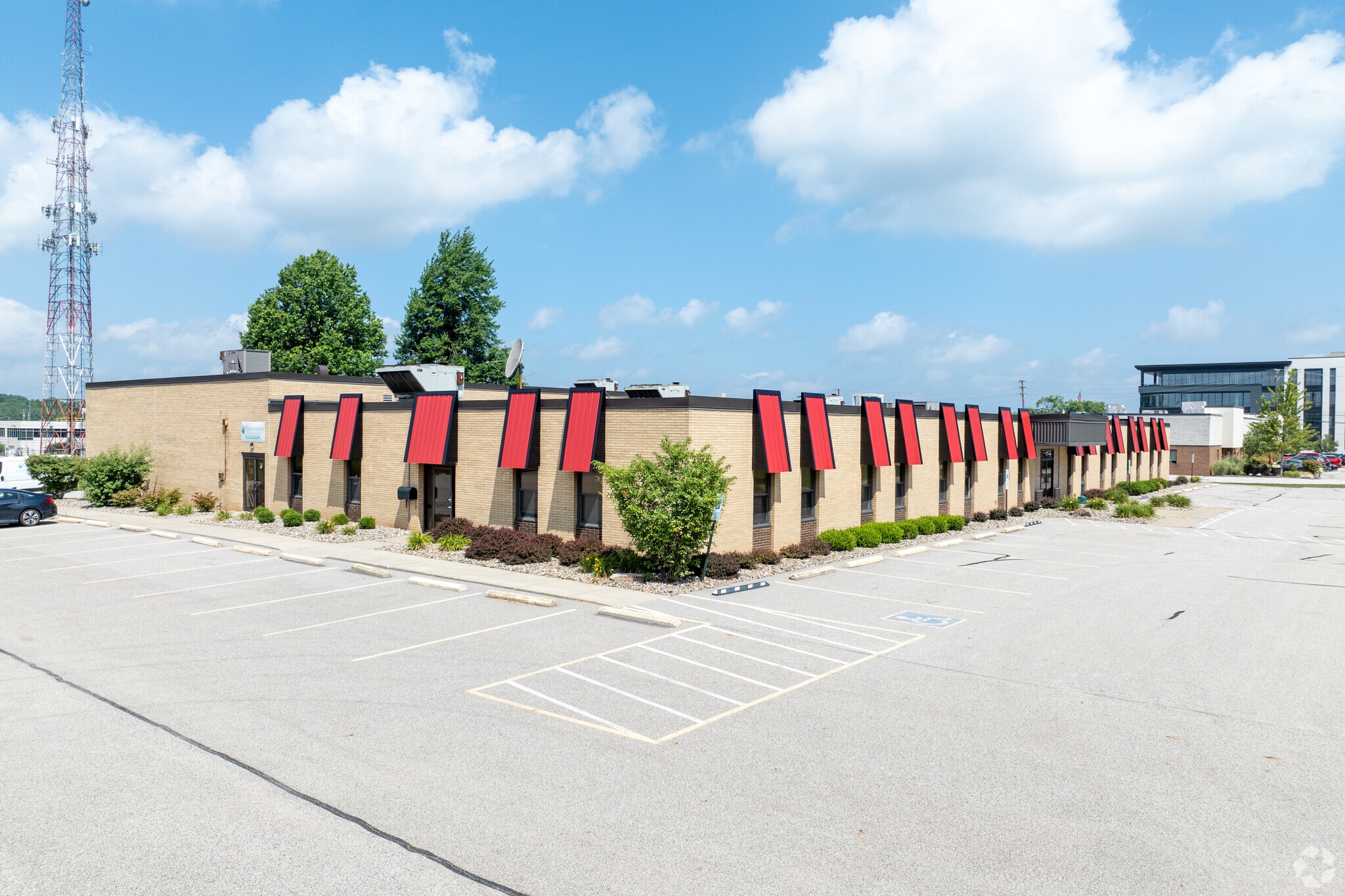 10060 Brecksville Rd, Brecksville, OH for Rent