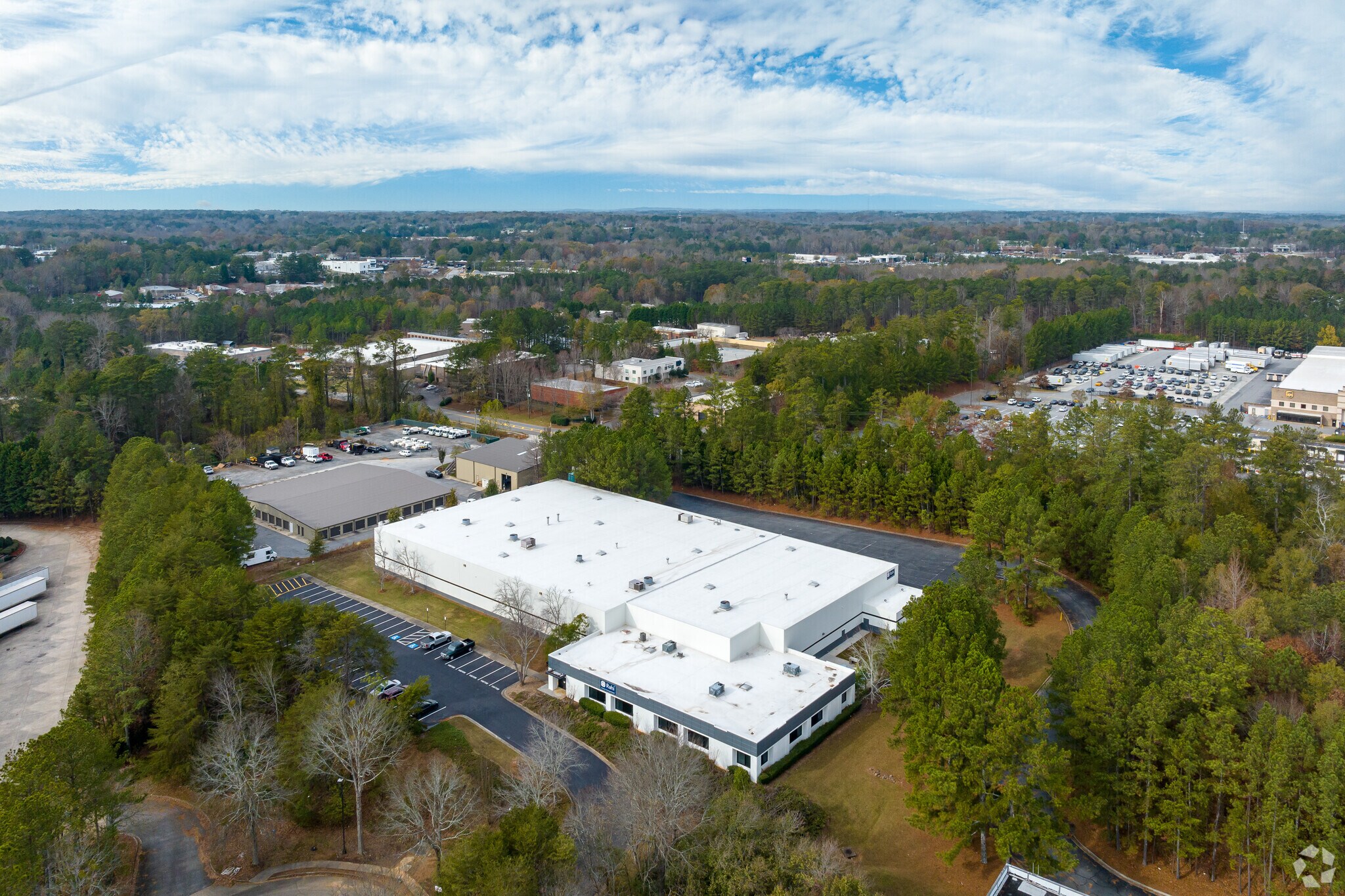 2000 Northfield Ct, Roswell, GA for Rent