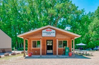 Spirit Lake, IA Restaurant - 100 Hill Ave