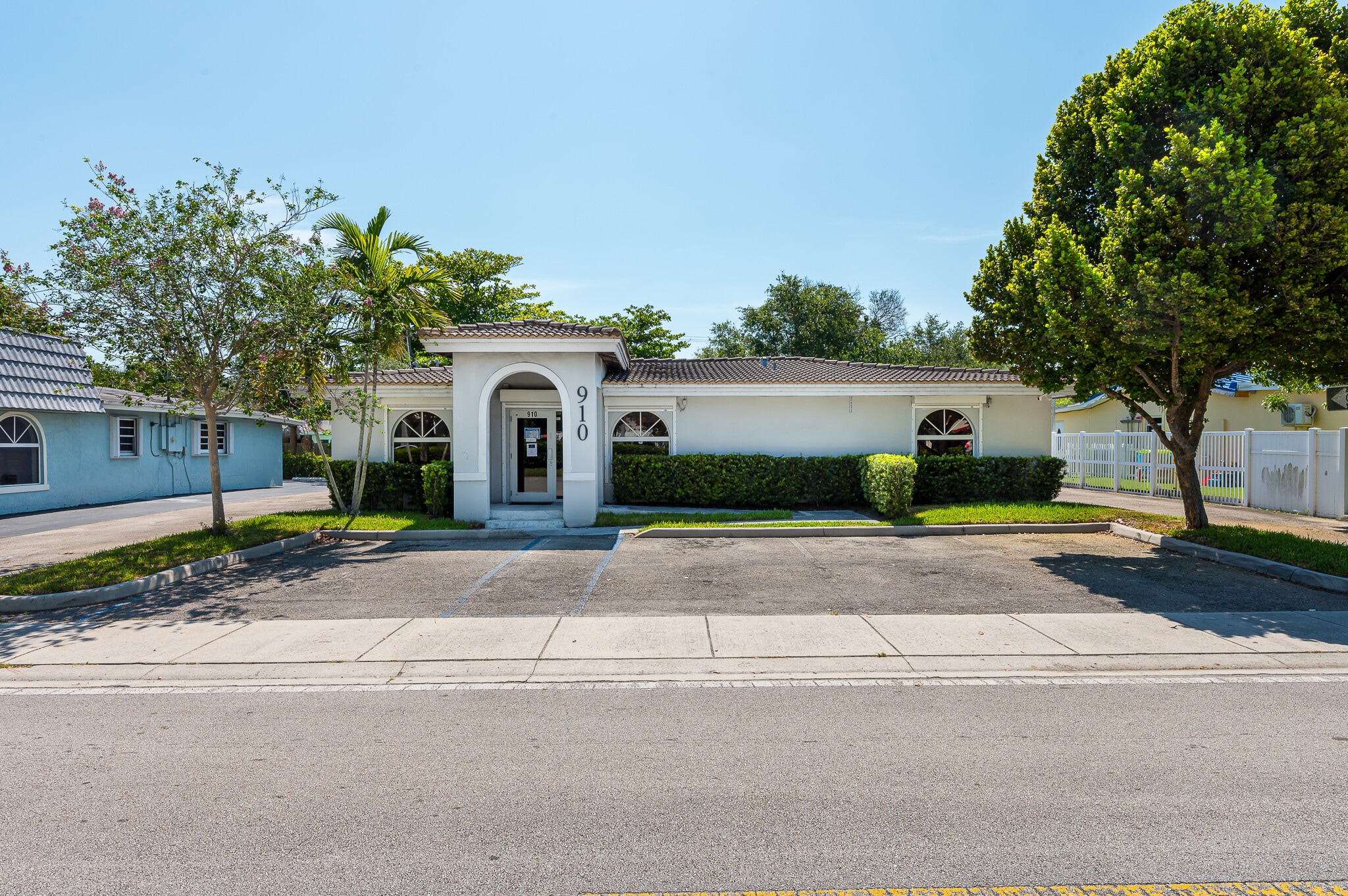 910 S State Road 7, Plantation, FL for Sale