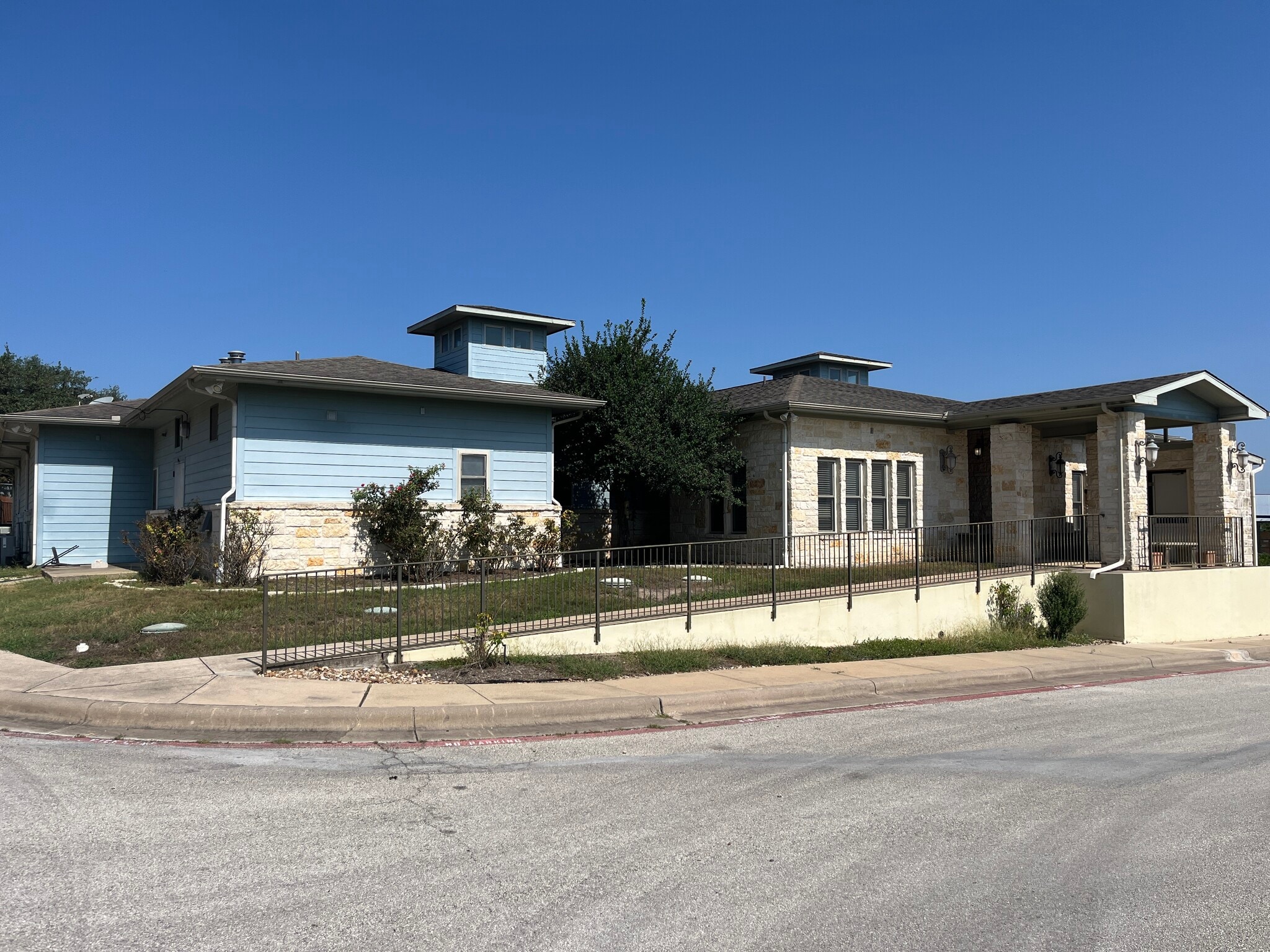 11013 Signal Hill Dr, Austin, TX for Sale