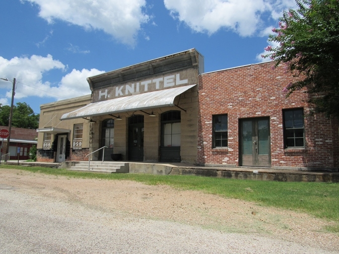 514-520 N Railroad St, Burton, TX for Rent