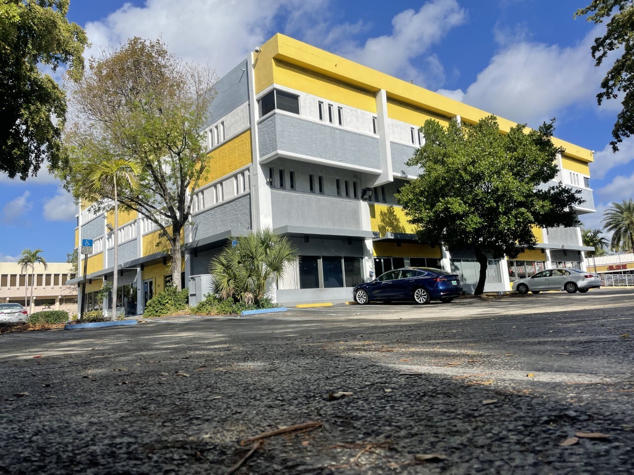 2020 Ne 163rd St, North Miami Beach, FL for Rent