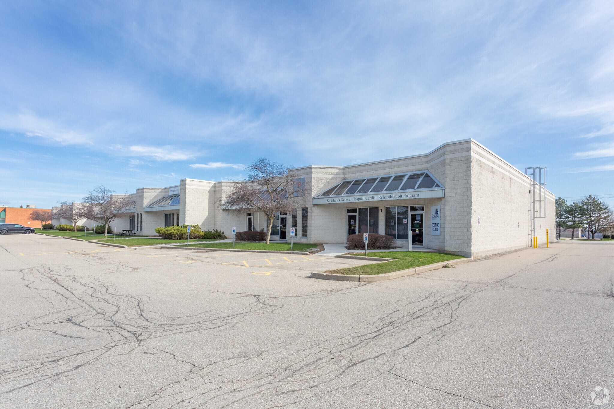 50 Bathurst Dr, Waterloo, ON for Rent